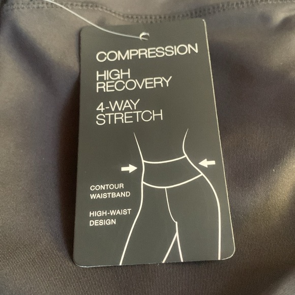 New INC INTERNATIONAL CONCEPTS Zipper Compression Bike Shorts - Picture 6 of 7